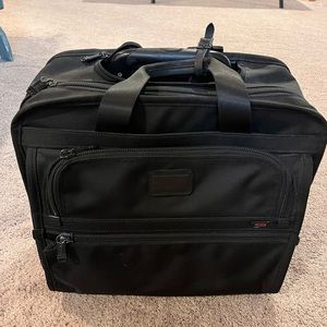 Tumi Alpha 3 Compact 4-Wheel Brief